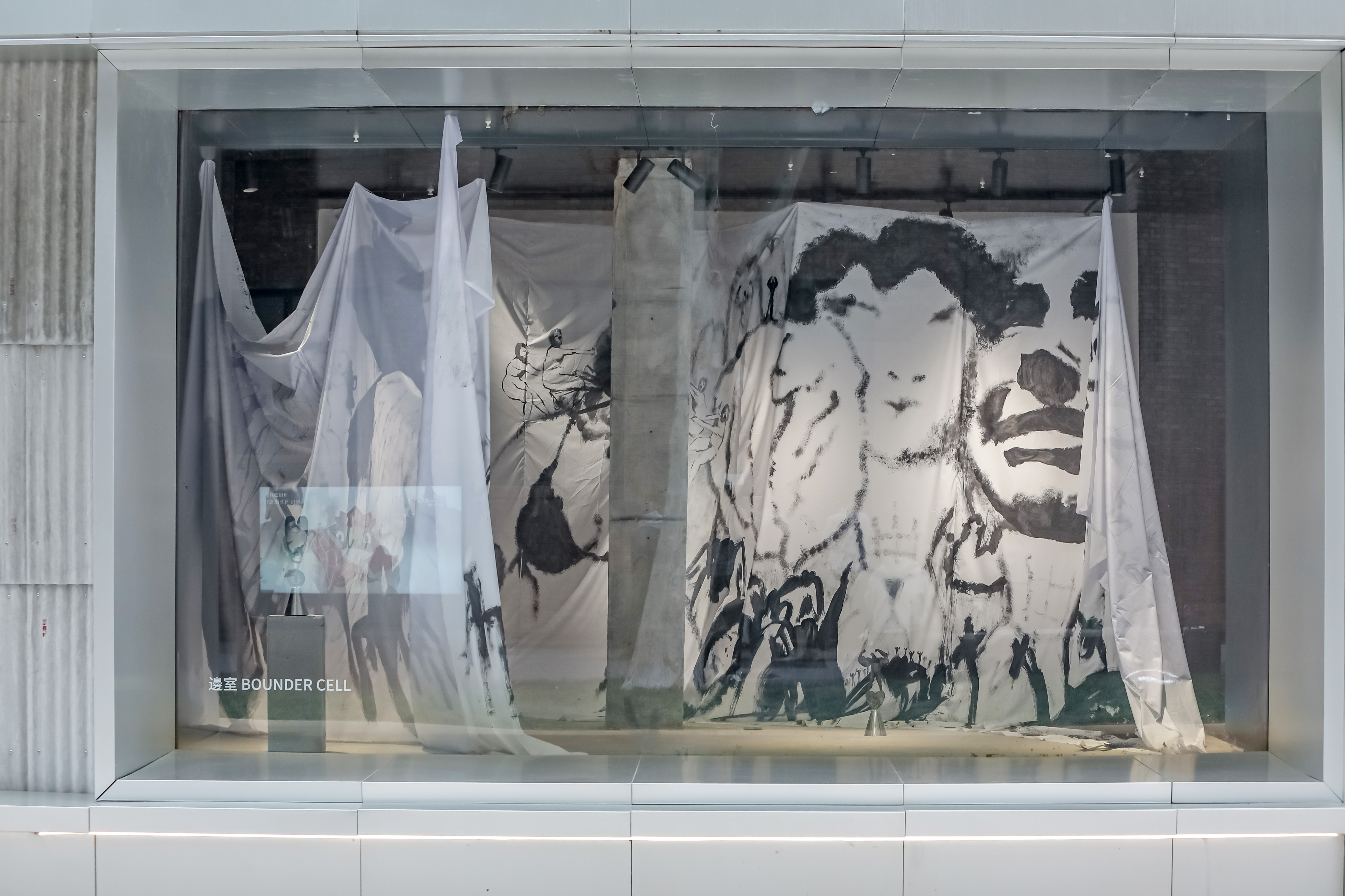 诚然，这是一场被迫的蜕变&mdash;&mdash;却是所有可能中最令人神往的，伴随着那句&ldquo;我是即我是&rdquo;