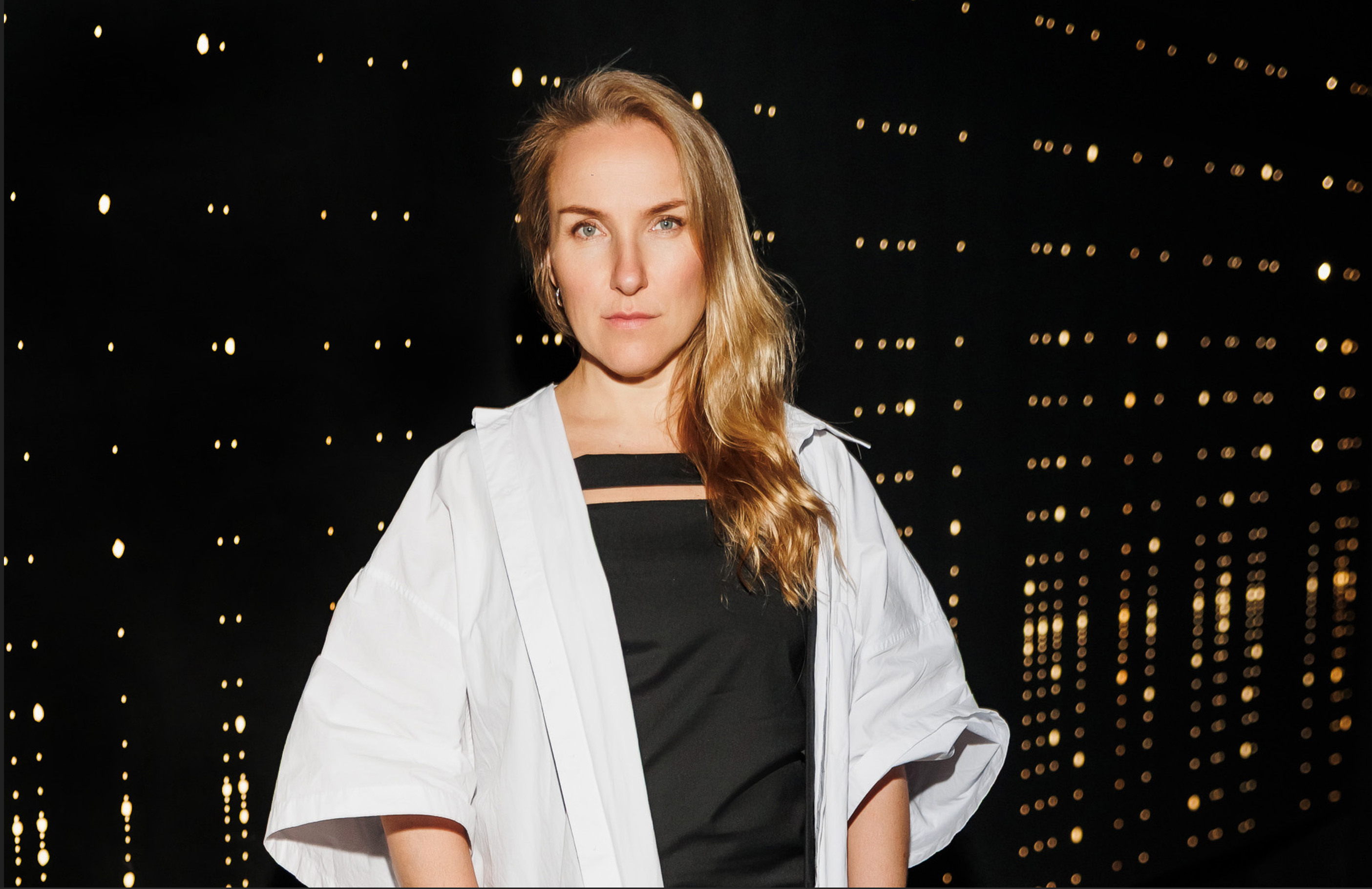 叶甄妮娅&middot;图特